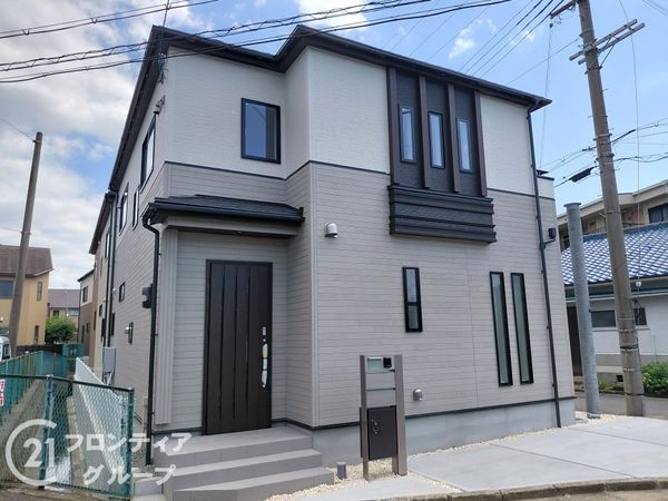 枚方市山之上２丁目　新築一戸建て　１号棟