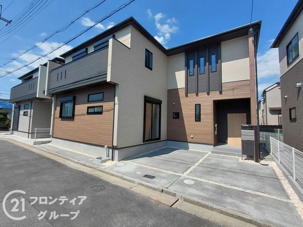 枚方市山之上２丁目　新築一戸建て　２号棟