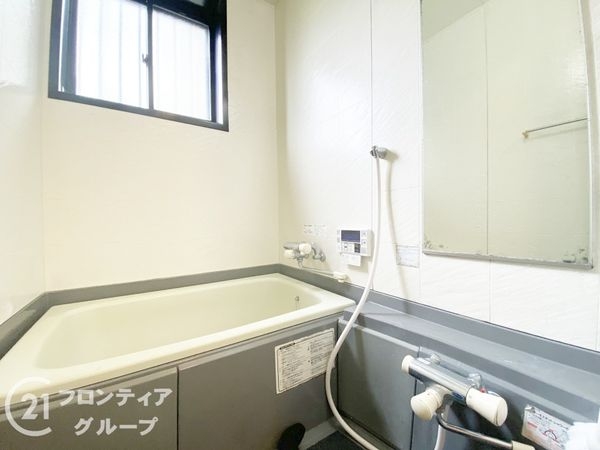 寝屋川市菅相塚町　中古一戸建て