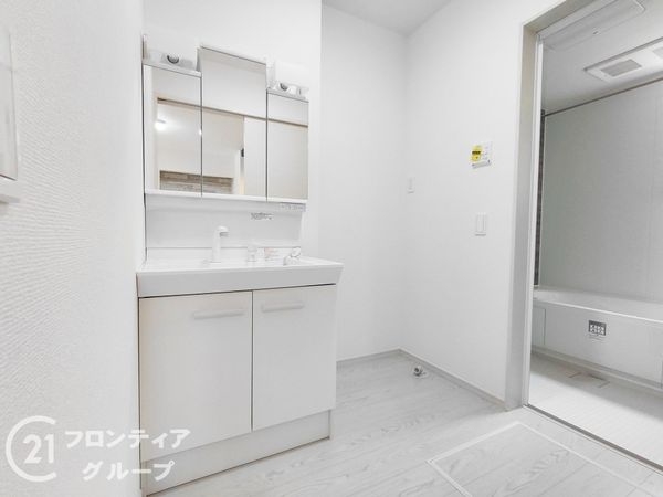 交野市私部５丁目　新築一戸建て　１期　全１区画