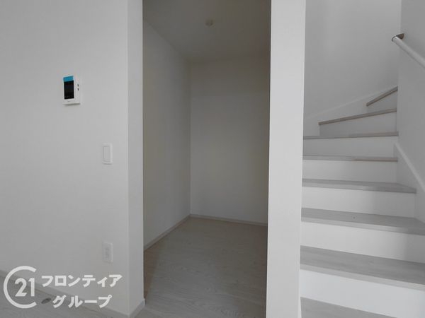 枚方市香里ケ丘１１丁目　新築一戸建て　４期　全１区画