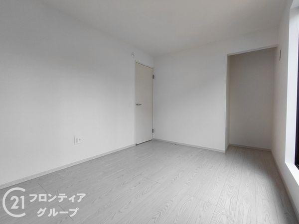 枚方市香里ケ丘１１丁目　新築一戸建て　４期　全１区画