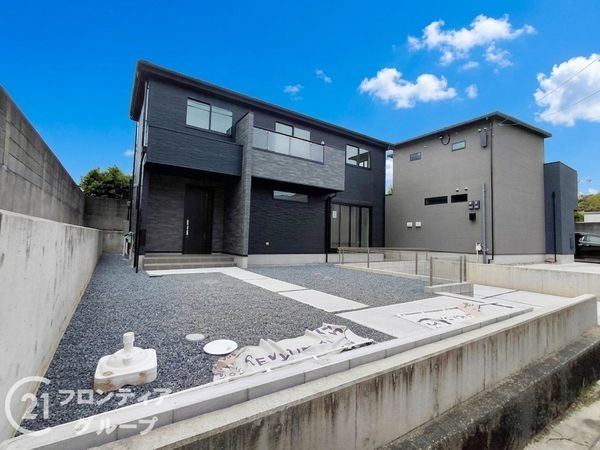 枚方市香里ケ丘１１丁目　新築一戸建て　４期　全１区画