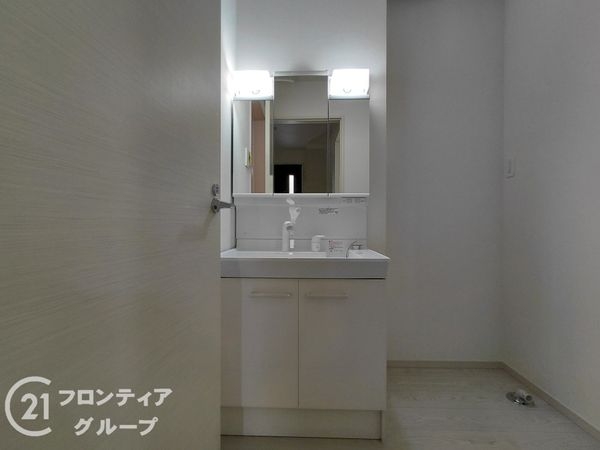 枚方市香里ケ丘１１丁目　新築一戸建て　４期　全１区画
