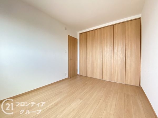 枚方市春日元町１丁目　新築一戸建て