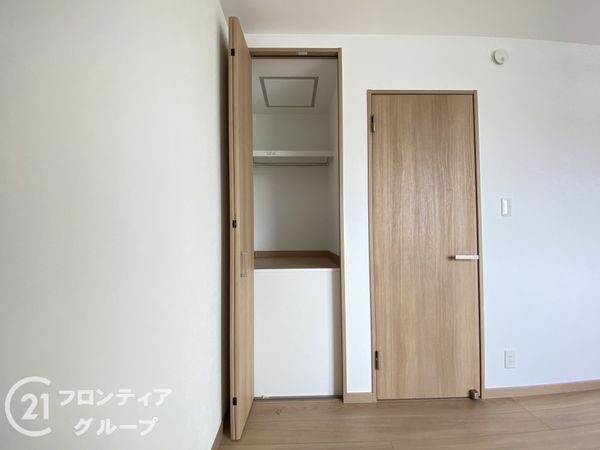 枚方市春日元町１丁目　新築一戸建て