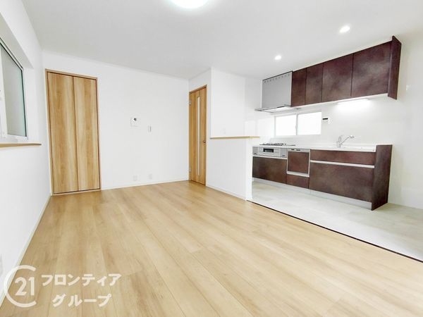 枚方市津田東町１丁目　中古一戸建て