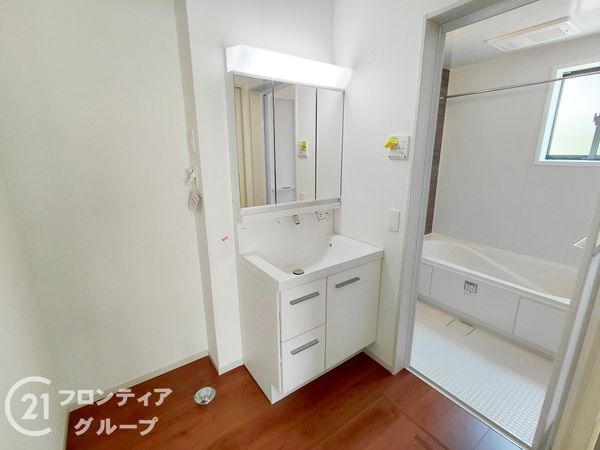 枚方市菊丘町　新築一戸建て　２期　全１区画