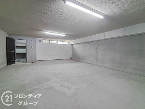 枚方市三栗１丁目の中古一戸建て