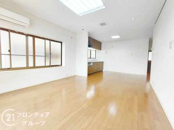 枚方市三栗１丁目の中古一戸建て