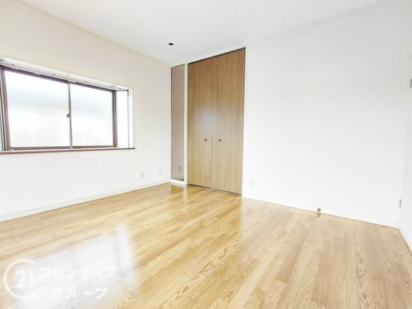 枚方市三栗１丁目の中古一戸建て