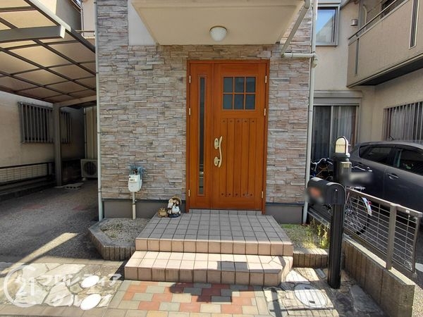 枚方市招提南町３丁目　中古一戸建て
