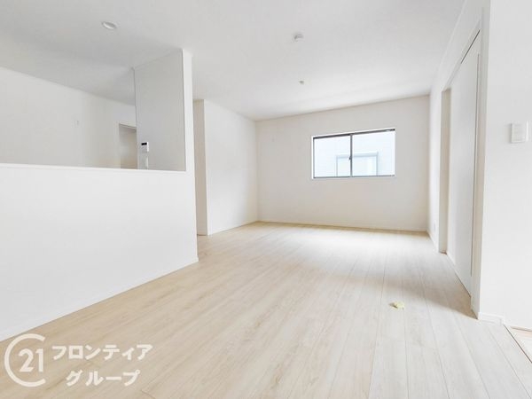 枚方市釈尊寺町　新築一戸建て　第４　６号棟