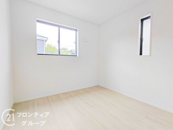 枚方市釈尊寺町　新築一戸建て　第４　３号棟