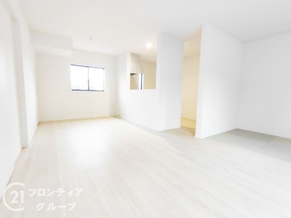 枚方市釈尊寺町　新築一戸建て　第４　３号棟