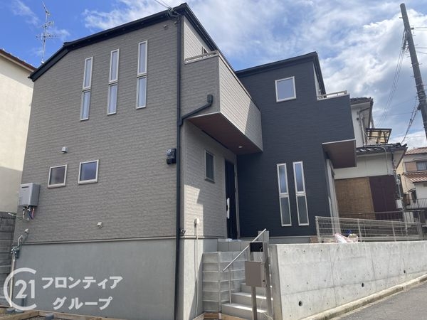 枚方市高田２丁目　新築一戸建て　全１区画