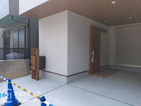 寝屋川市寿町　新築一戸建て　全１区画