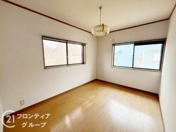 枚方市招提中町２丁目　中古一戸建て
