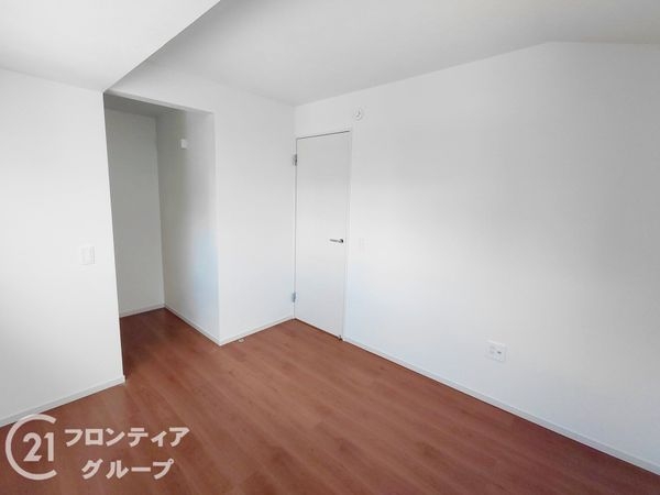枚方市香里園桜木町　新築一戸建て　2期　2号棟