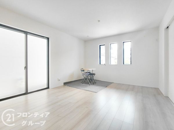枚方市渚栄町　新築一戸建て　A号棟