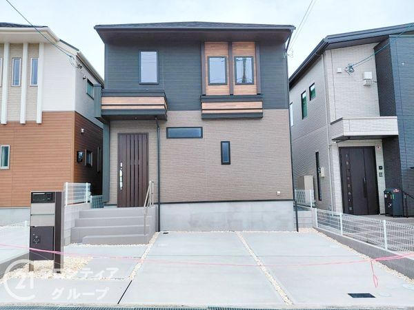 枚方市長尾東町３丁目　新築一戸建て　４期　１号棟