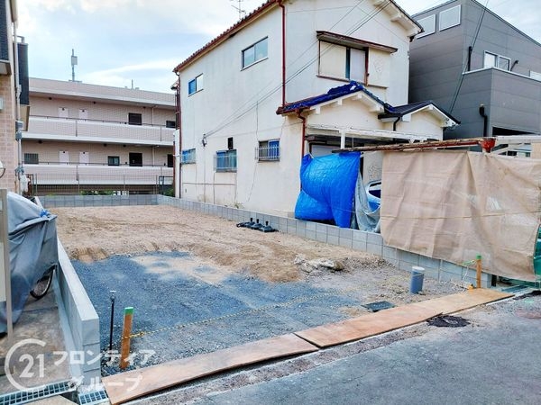 枚方市香里園東之町　新築一戸建て　全１区画