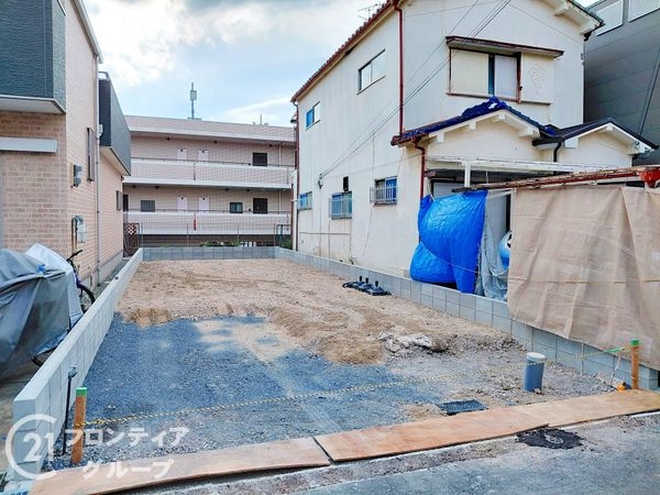 枚方市香里園東之町　新築一戸建て　全１区画