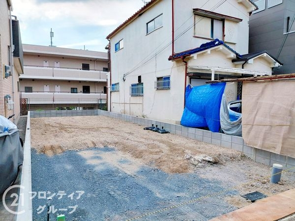 枚方市香里園東之町　新築一戸建て　全１区画