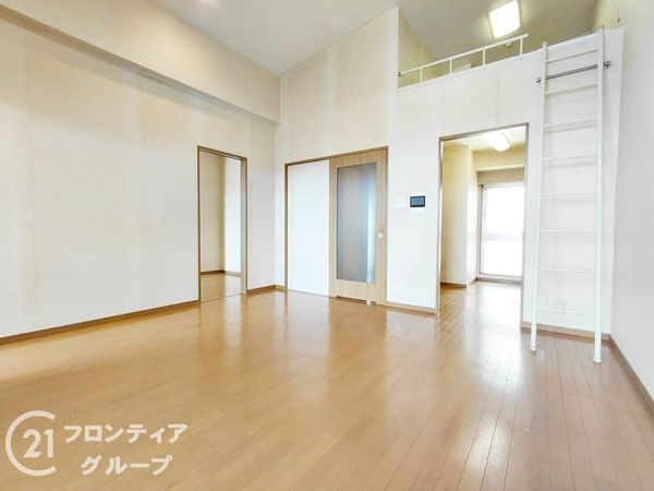 エルフラッツ萱島　中古マンション