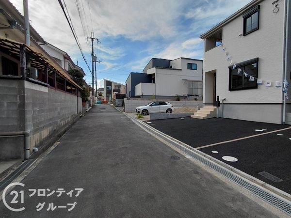 枚方市香里ケ丘１１丁目　新築一戸建て　第５　３号棟