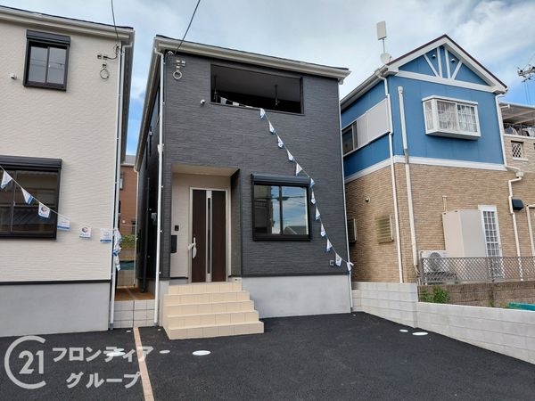 枚方市香里ケ丘１１丁目　新築一戸建て　第５　３号棟