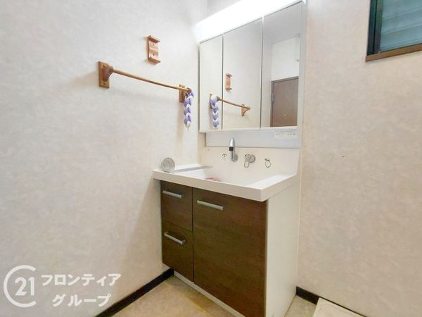 寝屋川市堀溝３丁目の中古一戸建て