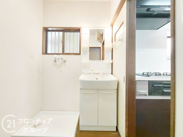枚方市東中振１丁目の中古一戸建て