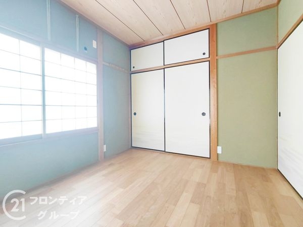 枚方市東中振１丁目の中古一戸建て