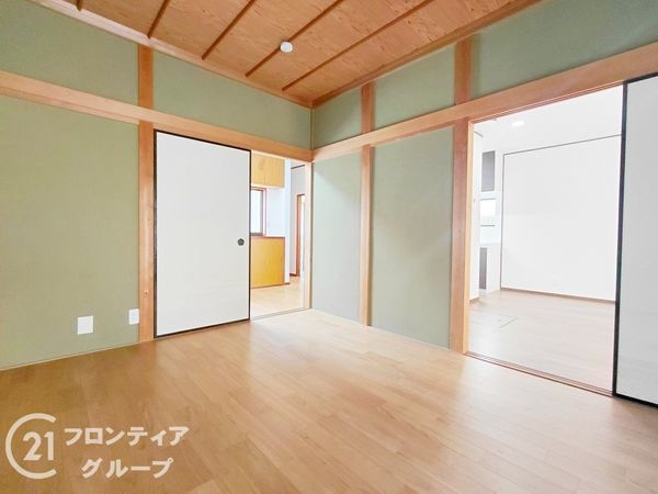 枚方市東中振１丁目の中古一戸建て