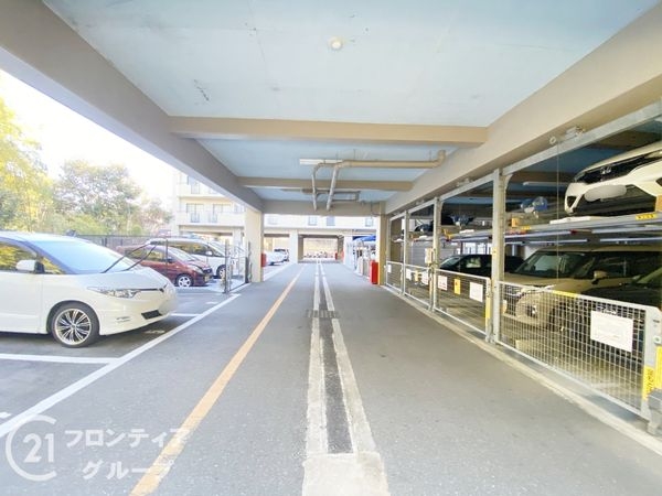 ロイヤルシャトー交野　中古マンション