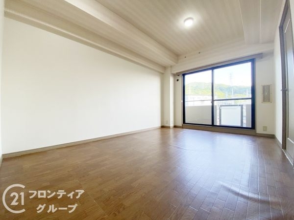 ロイヤルシャトー交野　中古マンション