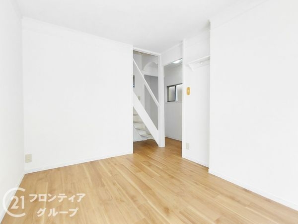 枚方市春日東町２丁目の中古一戸建て