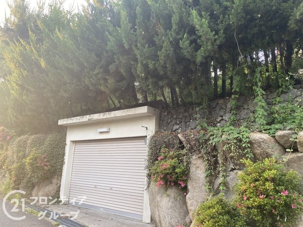 寝屋川市東香里園町の中古一戸建て