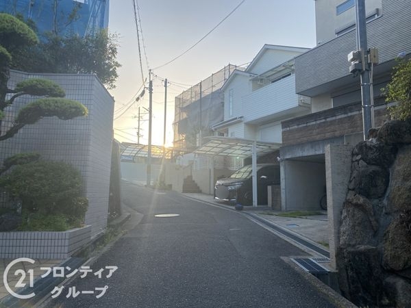 寝屋川市東香里園町の中古一戸建て