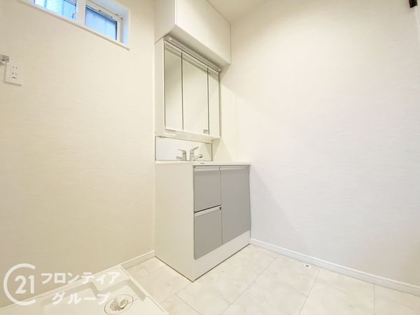 枚方市茄子作南町　新築一戸建て