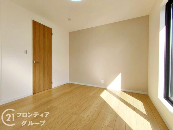 枚方市磯島茶屋町　新築一戸建て