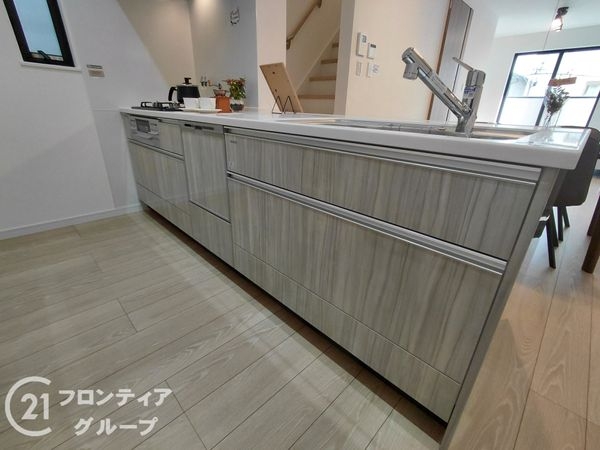 枚方市磯島茶屋町　新築一戸建て