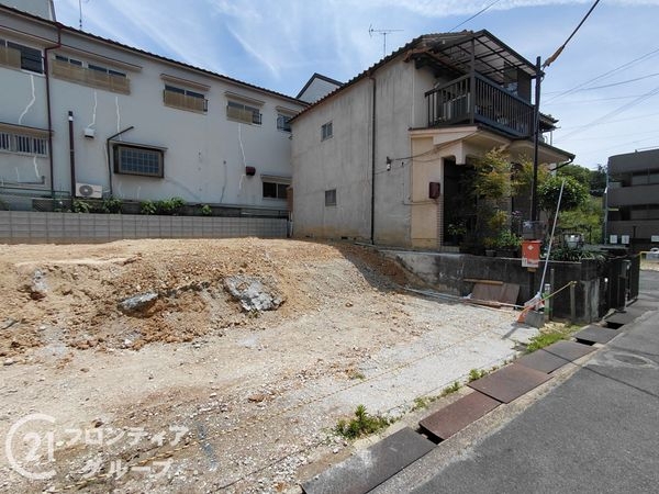 枚方市藤阪元町３丁目　新築一戸建て　２期　２号棟