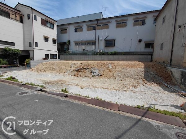 枚方市藤阪元町３丁目　新築一戸建て　２期　２号棟