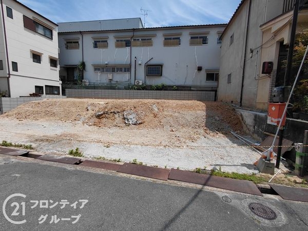 枚方市藤阪元町３丁目　新築一戸建て　２期　２号棟