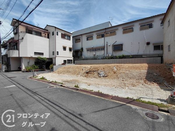 枚方市藤阪元町３丁目　新築一戸建て　２期　２号棟