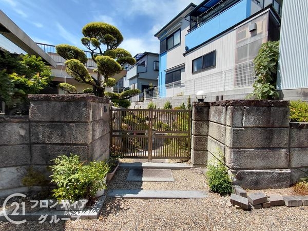 枚方市長尾元町３丁目の中古一戸建て