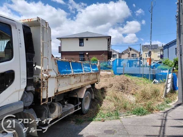 交野市郡津３丁目　新築一戸建て　２号棟