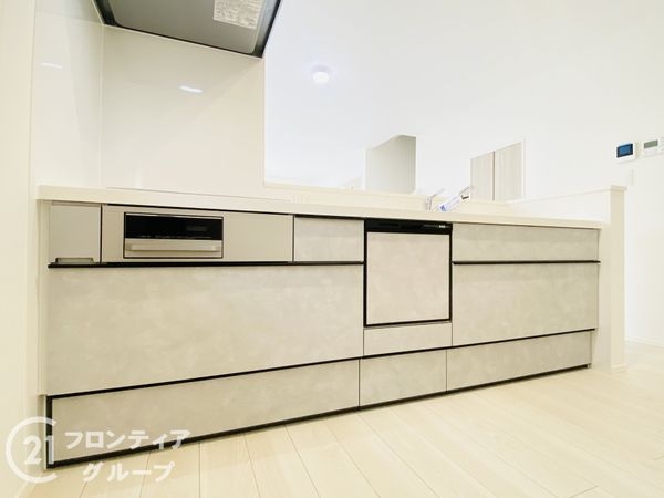 交野市郡津３丁目　新築一戸建て　２号棟